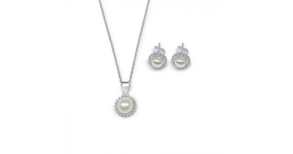 Set With Pearl And Zircon Stones