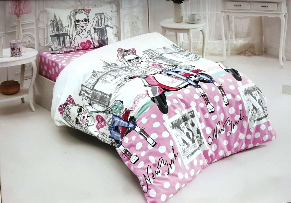 Kids Single Bedding Set With a Duvet Cover - Girl In New York by Ipekce Home